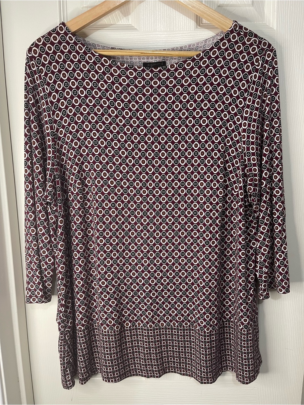 J Jill Wearever Collection Burgundy Pleated Back Printed Top size 1X